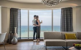 רויאל ביץ תל אביב ממלונות היוקרה של ישרוטל